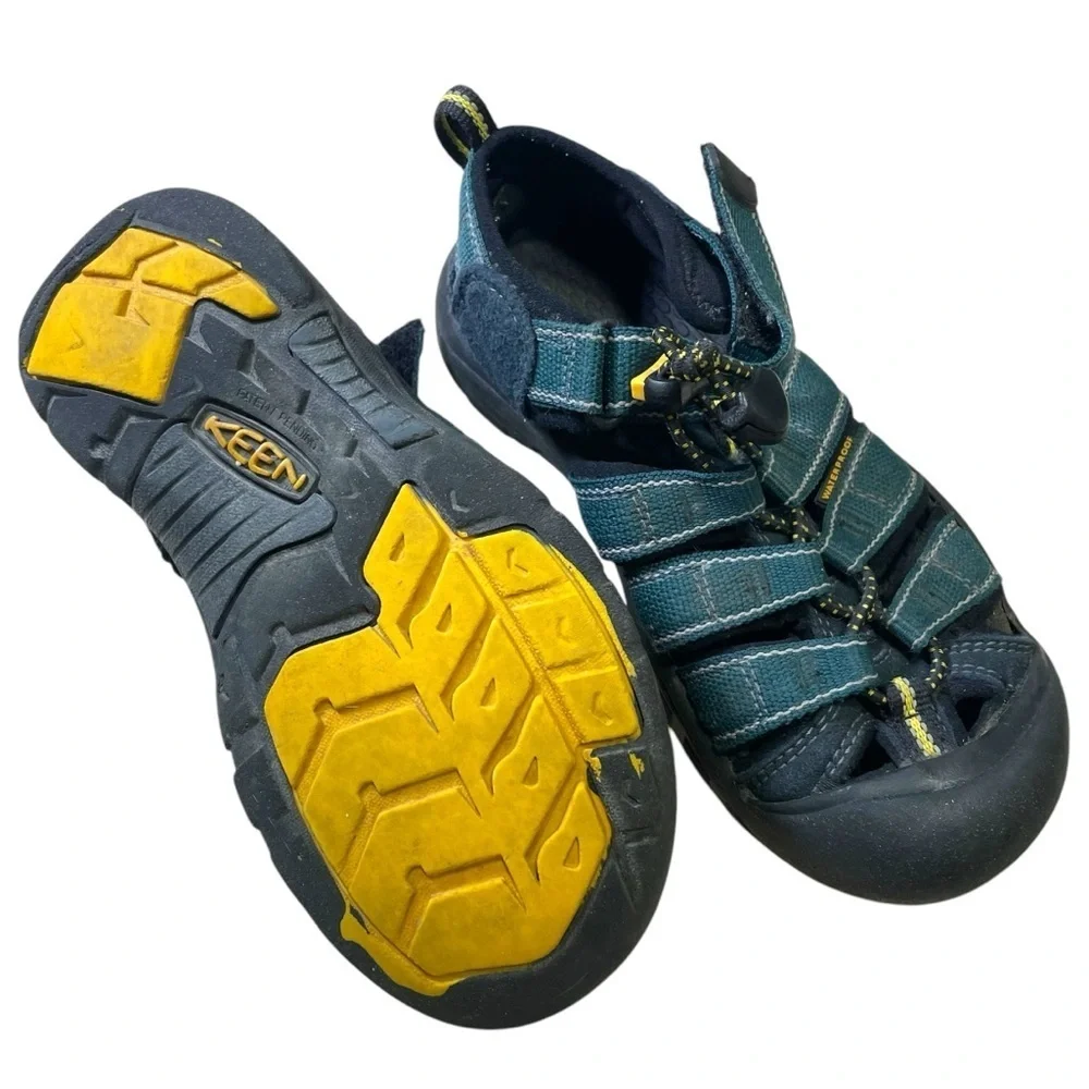 Keen Closed-toe Water Shoes